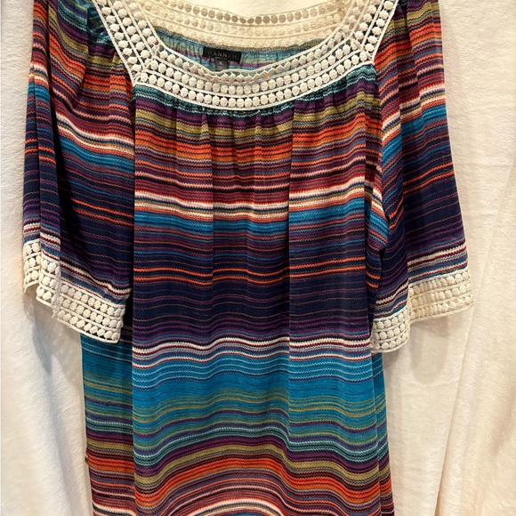 Hannah Tops - GUC XL Colorful Striped Women's Top
